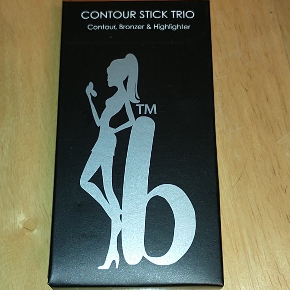 3/$15 Be A Bombshell Contour Stick Trio